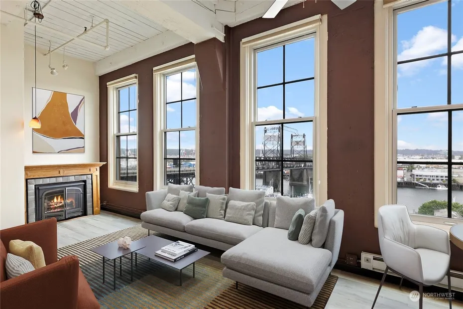 1120 Cliff Avenue #301 Photo 1
