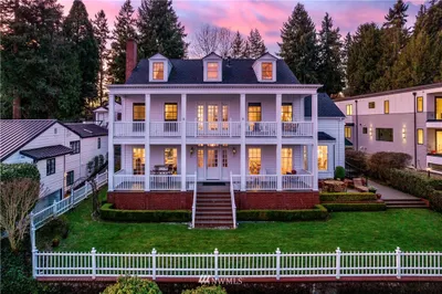 130 Overlake Drive E