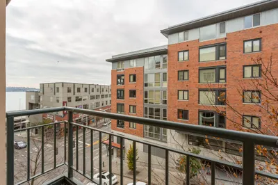 2030 Western Ave #504