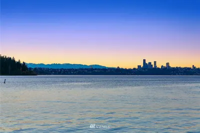 5045 Forest Avenue Se