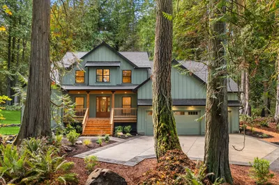 7535 NE West Port Madison Road