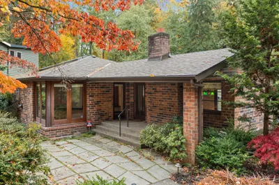 1515 NE 105th Street