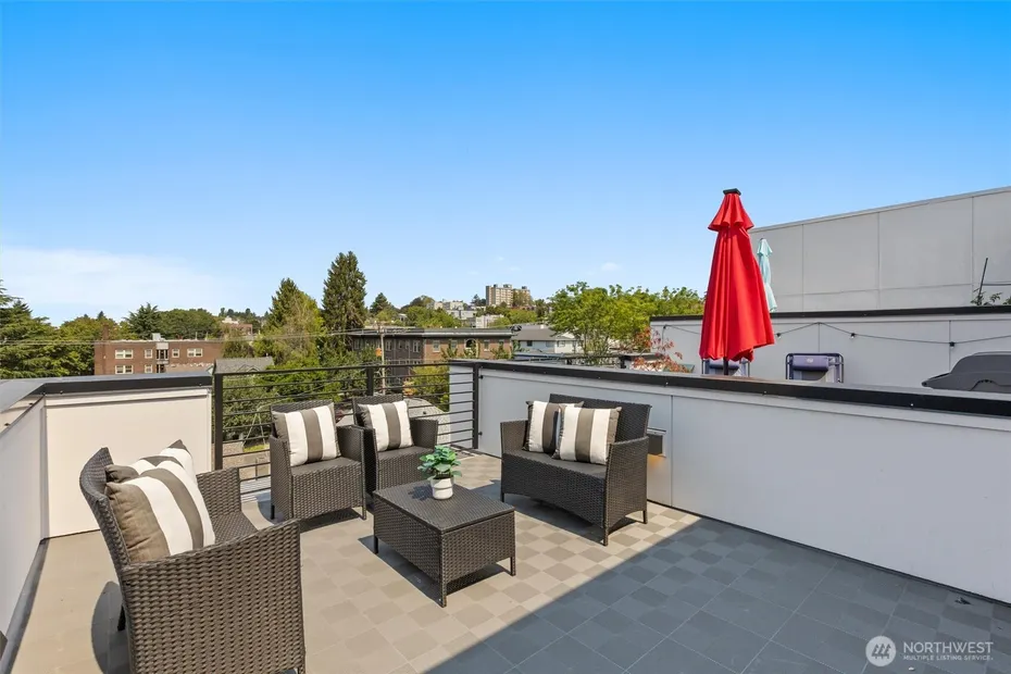 222 10th Avenue E #D Photo 28