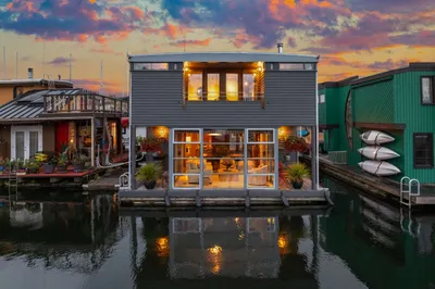 2466 Westlake Avenue N #5