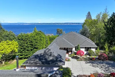 23260 Jefferson Point Rd. Ne