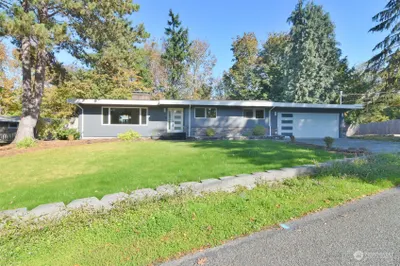 1604 E Horizon Drive