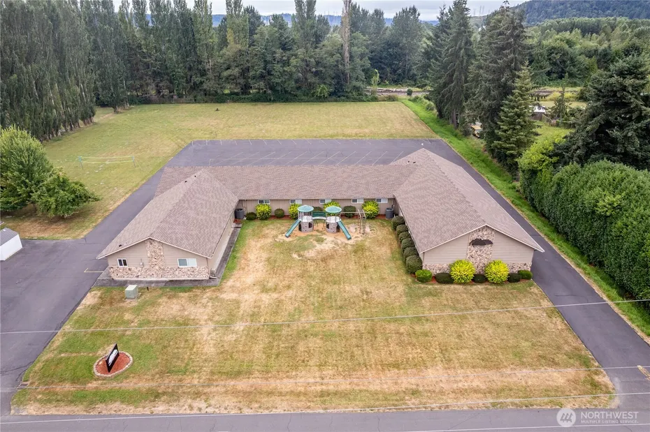 1435 33rd Avenue Photo 31