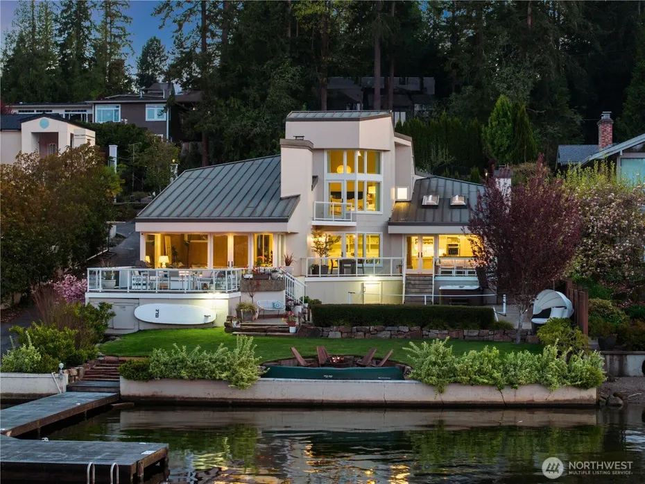 2850 W Lake Sammamish Parkway NE Photo 1