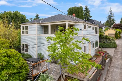 5112 Woodlawn Avenue N