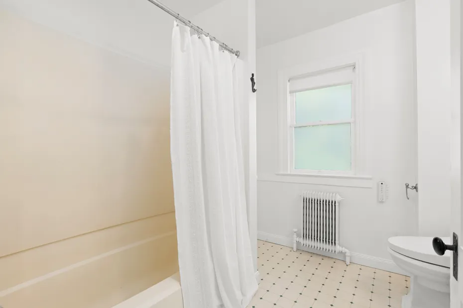 1129 37th Avenue Photo 29