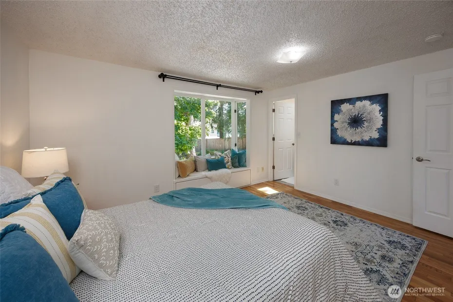 12822 NE 68th Street Photo 23