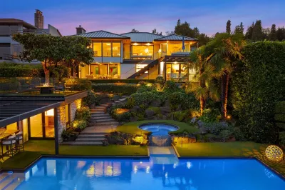 808 Lakeside Avenue S