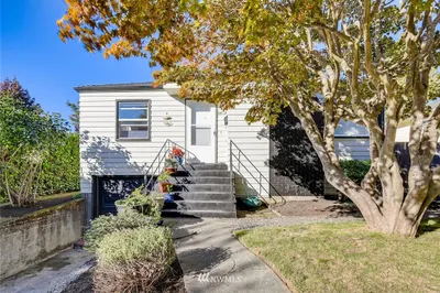 2818 NW 74th Street