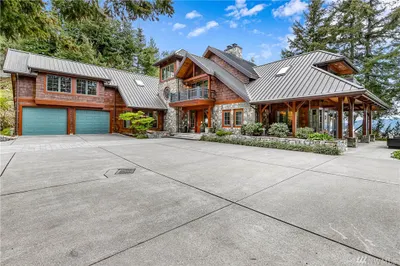 1401 Chuckanut Crest