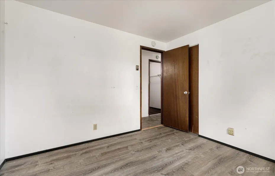 2642 Olympic Drive Photo 16