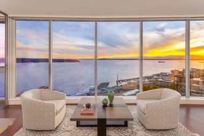 1521 2nd Avenue #2100