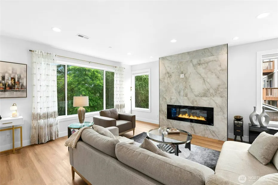 14737 56th Avenue S Photo 8