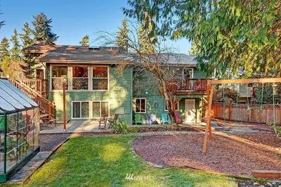 18701 SE 45th Street