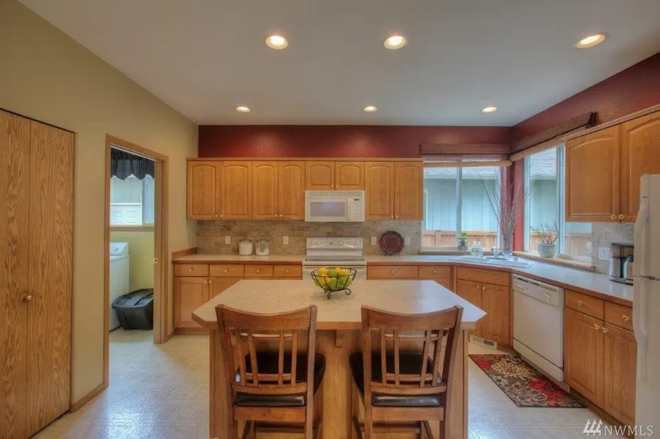 21617 65th Av Ct E Photo 1