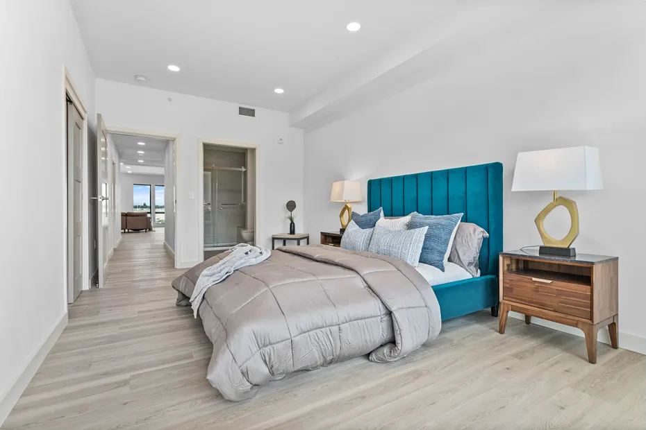 1019 Granary Avenue #501 Photo 3