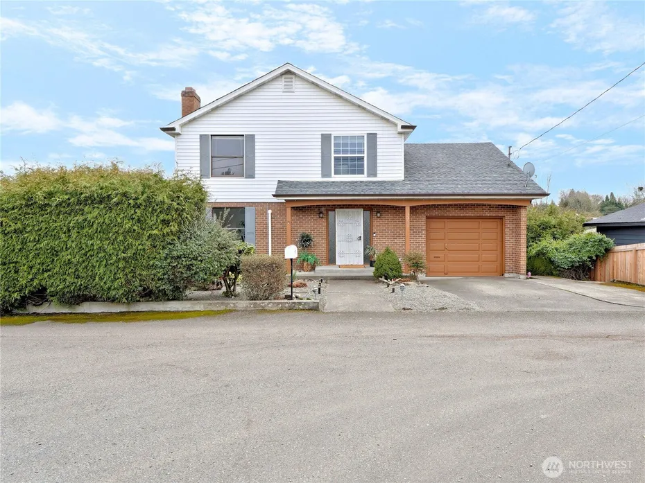1315 S Andover Street Photo 1