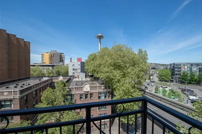 425 Vine St #707