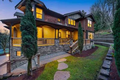 16305 SE 37th Street