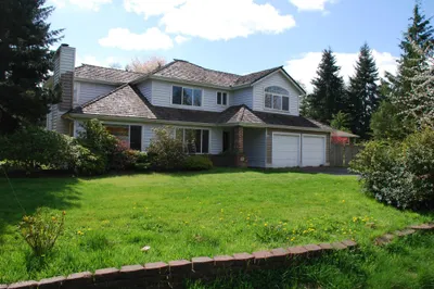 7555 NE Meadowmeer Lane