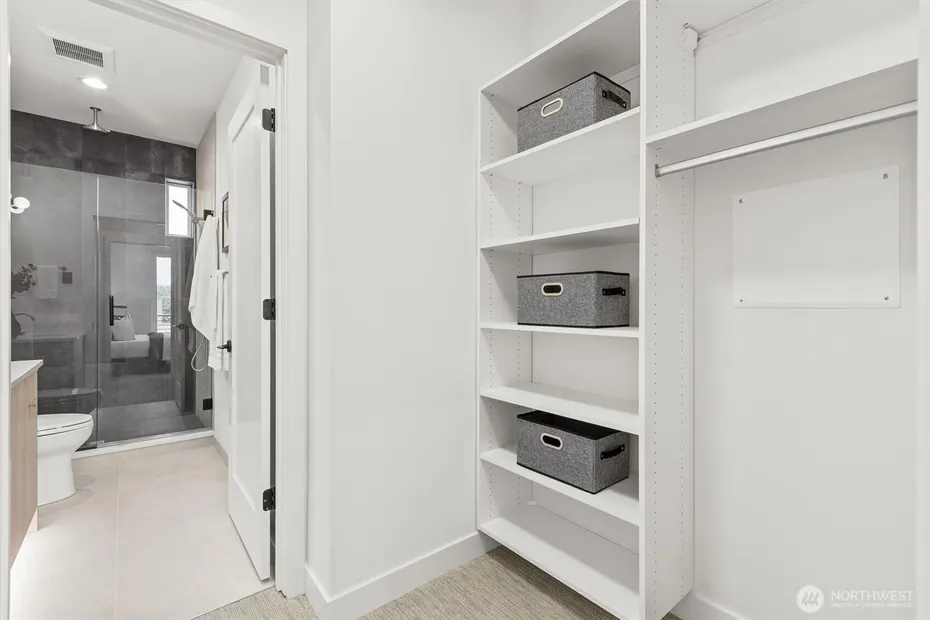 222 10th Avenue E #D Photo 19