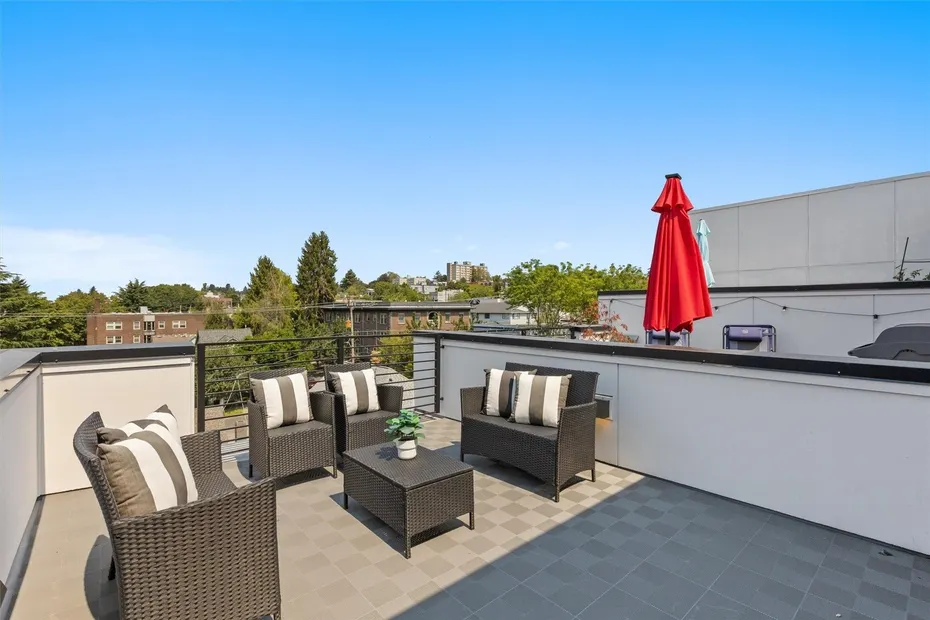 222 10th Avenue E #D Photo 27