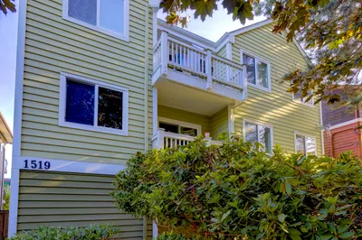 1519 NW 59th Street #102