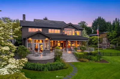181 E Lake Sammamish Parkway Se