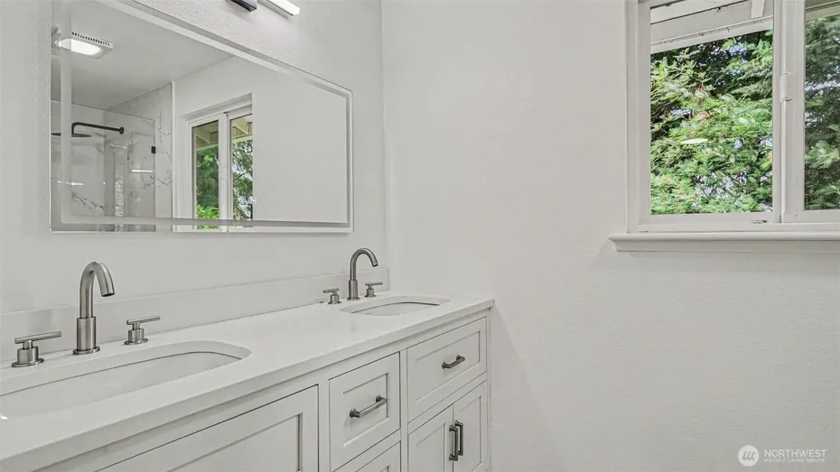 9605 132nd Street Photo 10