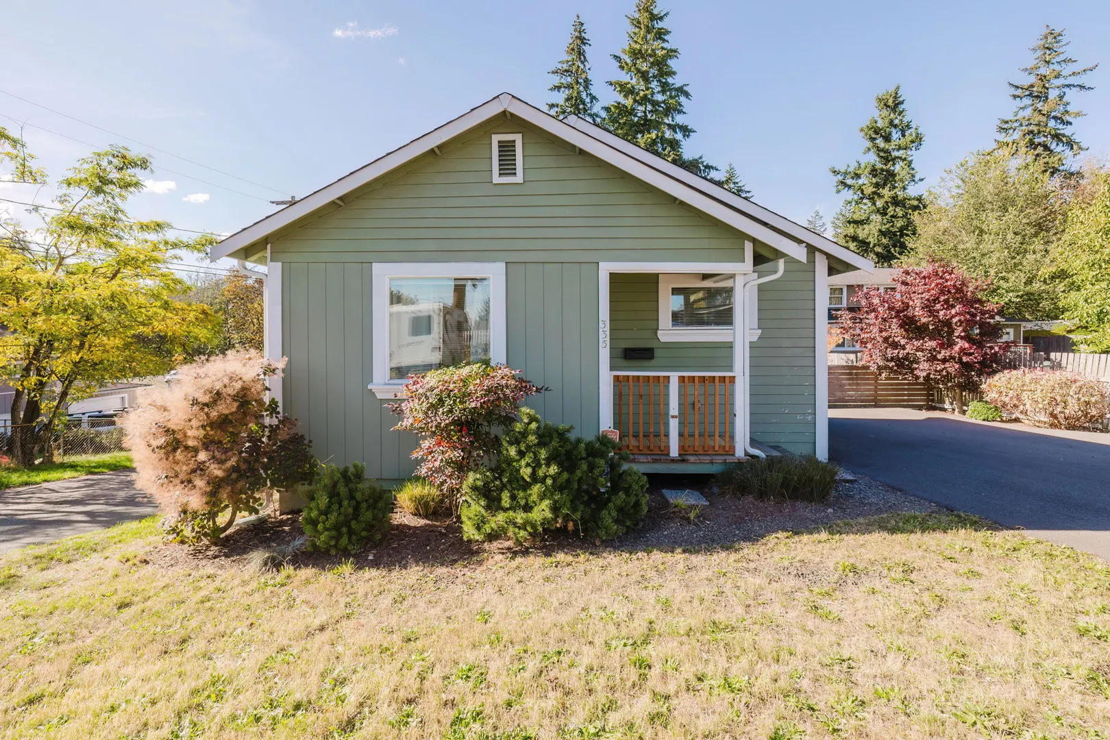 335 Bremerton Boulevard W