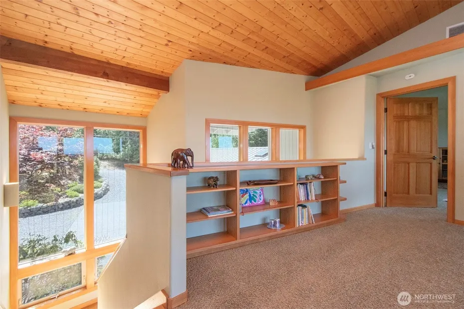 1668 Freshwater Bay Road Photo 21