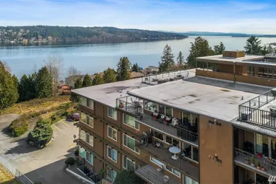 15530 Bothell Wy Ne
