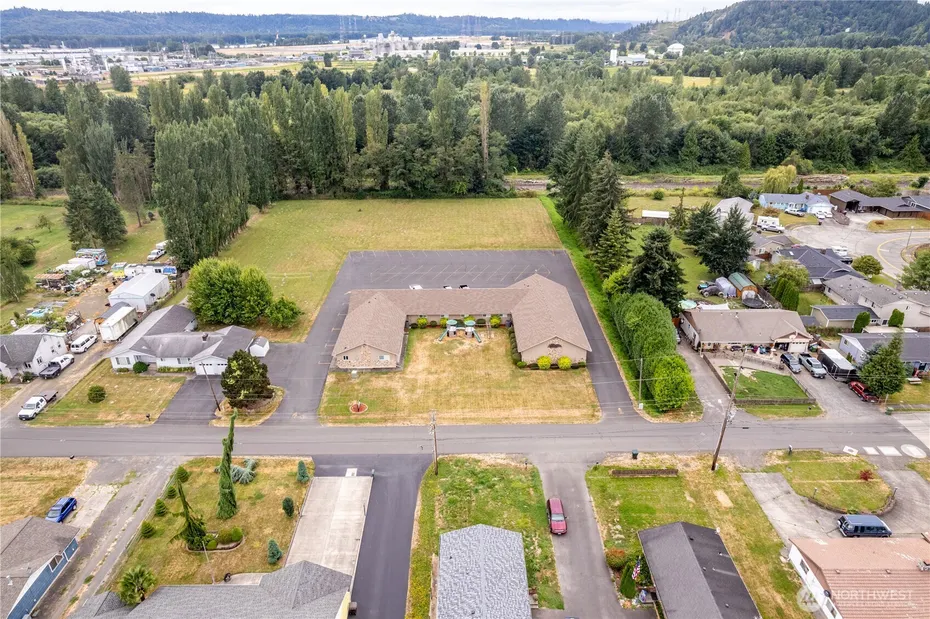 1435 33rd Avenue Photo 32