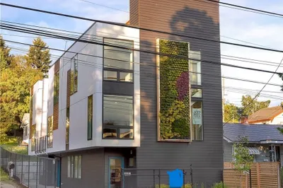 7424 Rainier Avenue S