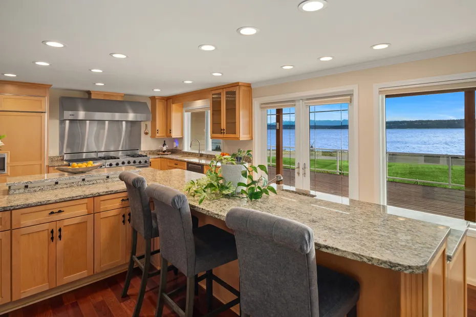 2106 Breezy Point Road Photo 14