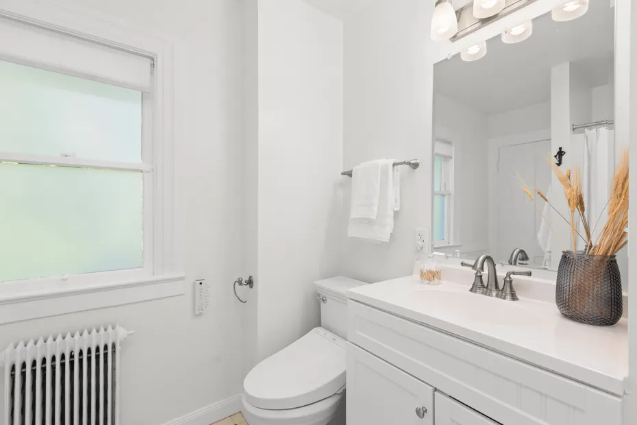 1129 37th Avenue Photo 28