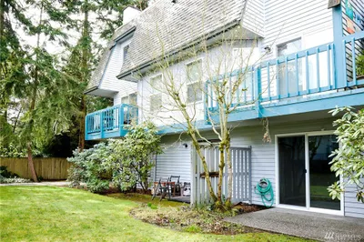 20620 60th Ave W #B