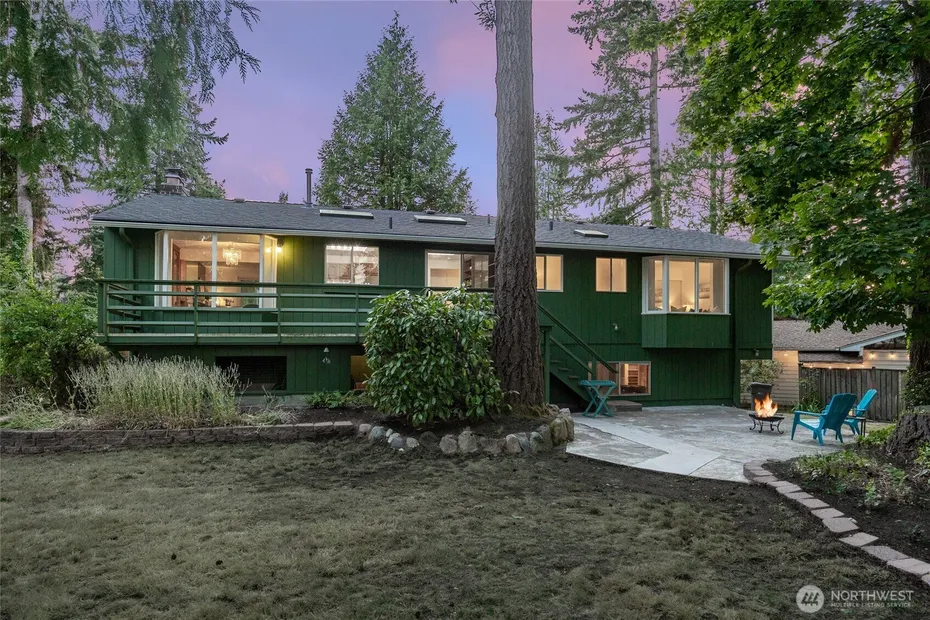 12822 NE 68th Street Photo 6