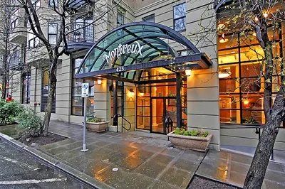 425 Vine St #513