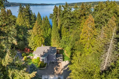 4210 182nd Avenue Se