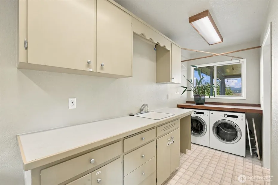 10115 66th Avenue S Photo 22