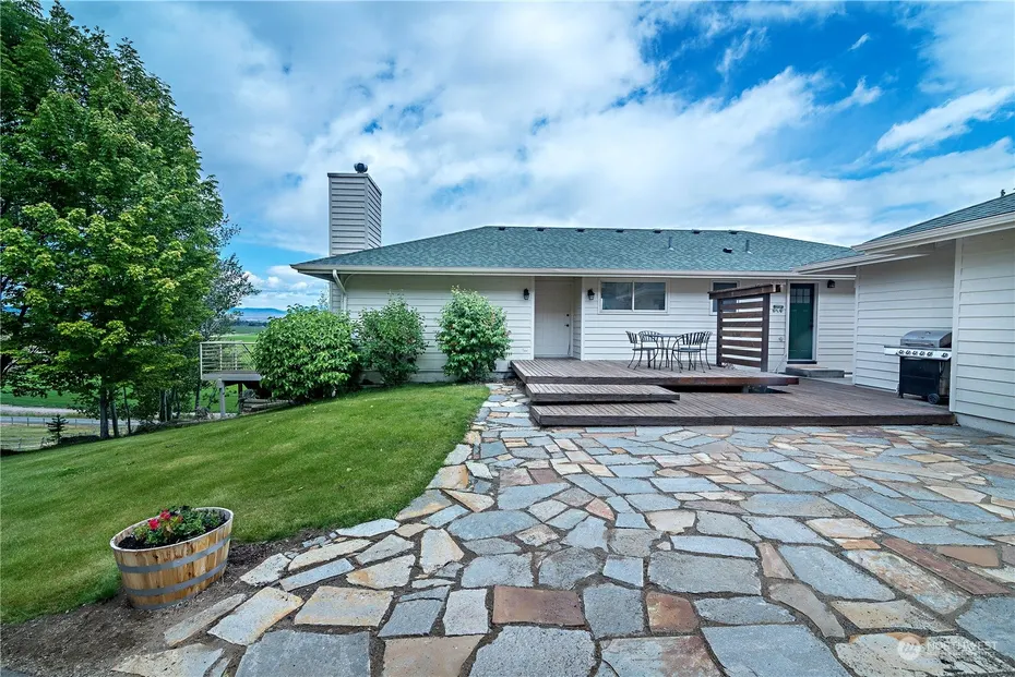 1171 Mellergaard Road Photo 1