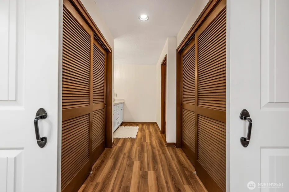 1070 5th Avenue S #207 Photo 14