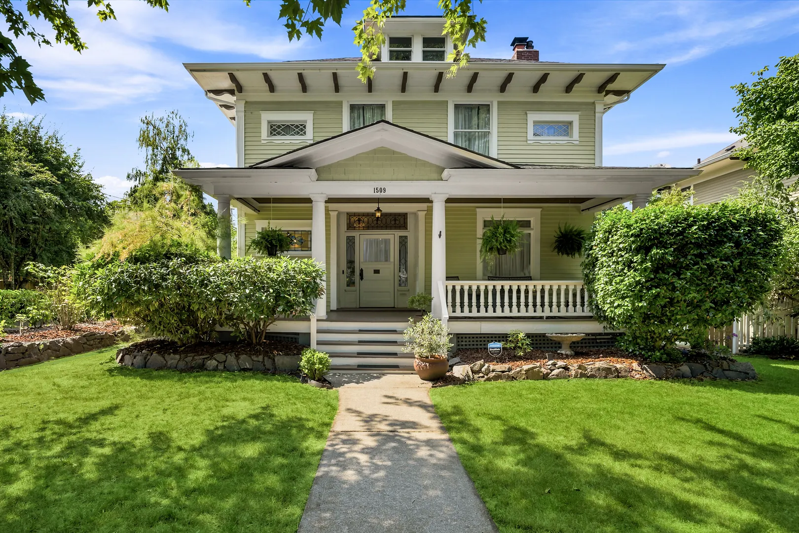 1509 N 5th Street