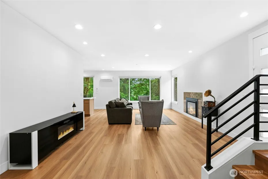 14737 56th Avenue S Photo 19