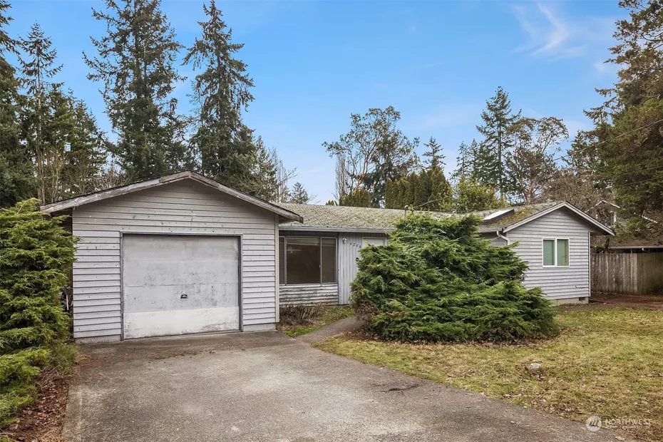 14244 75th Avenue NE Photo 1
